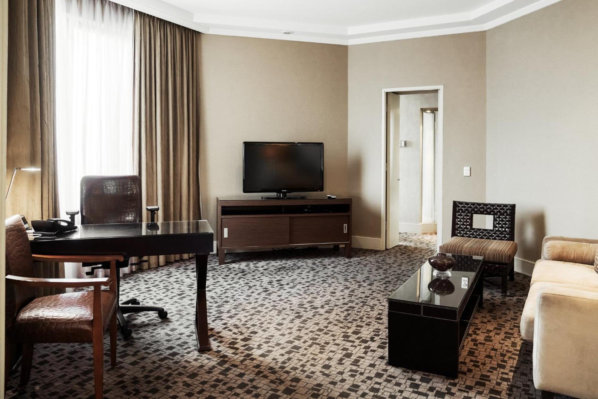 InterContinental Adelaide, an IHG hotel Buitenkant foto A suite at the hotel