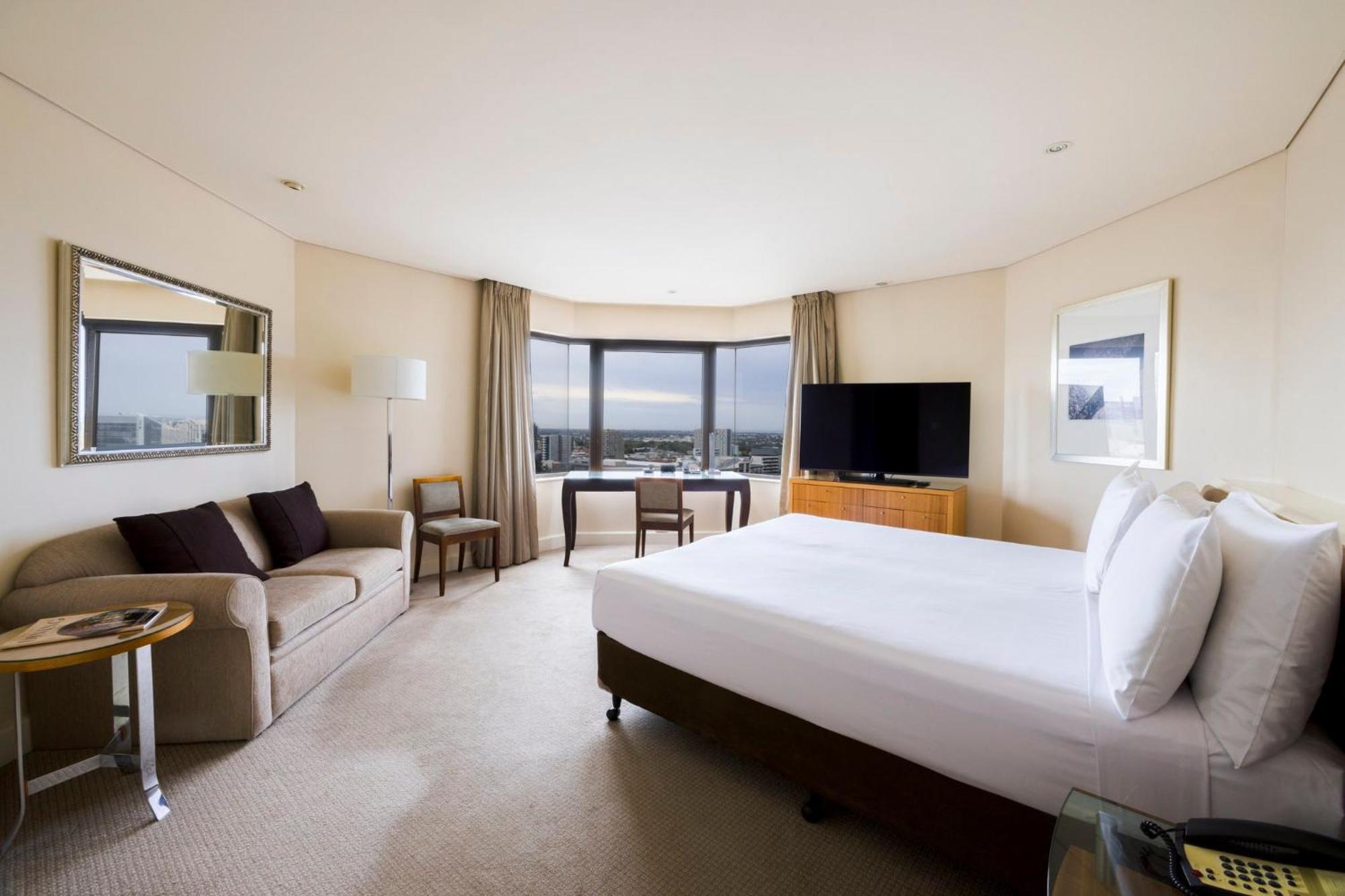 InterContinental Adelaide, an IHG hotel Buitenkant foto A room at the Hilton Sydney